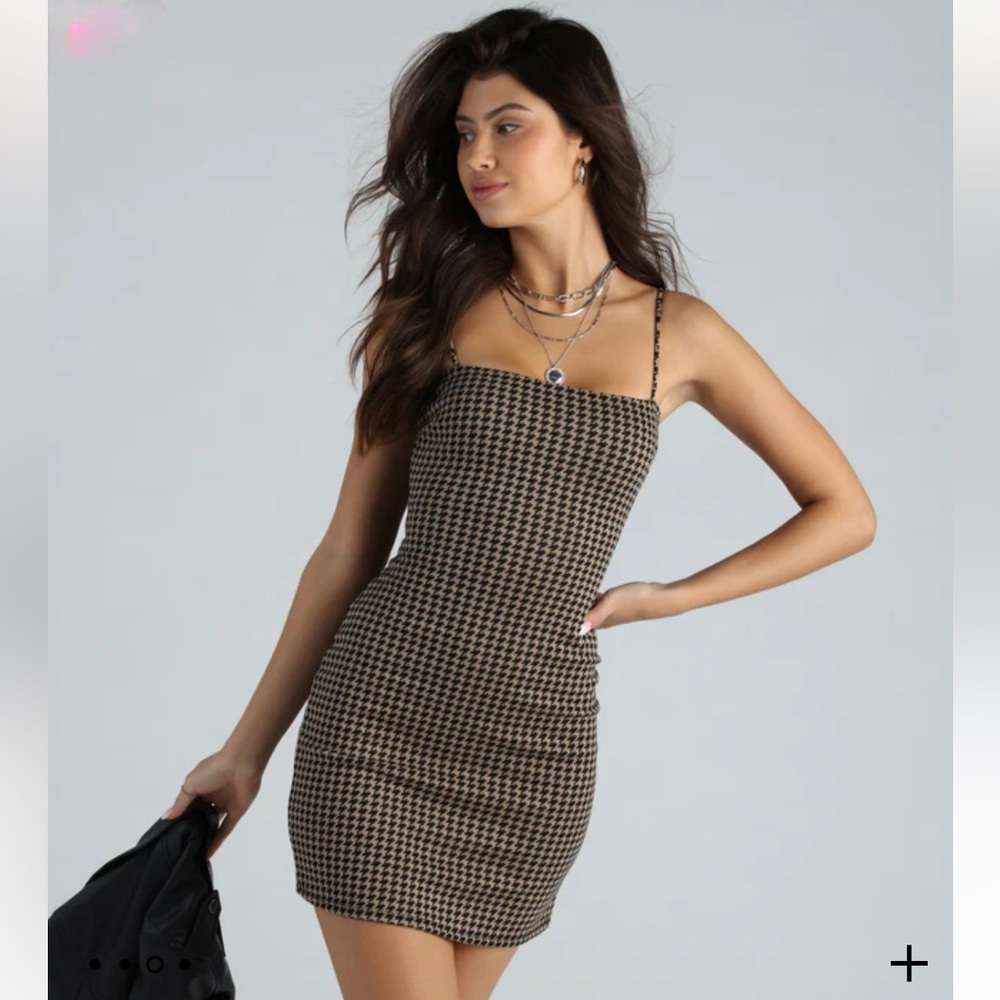 Chic Girl Energy Houndstooth Knit Mini Dress from Windsor. NWT - S.Black & Taupe